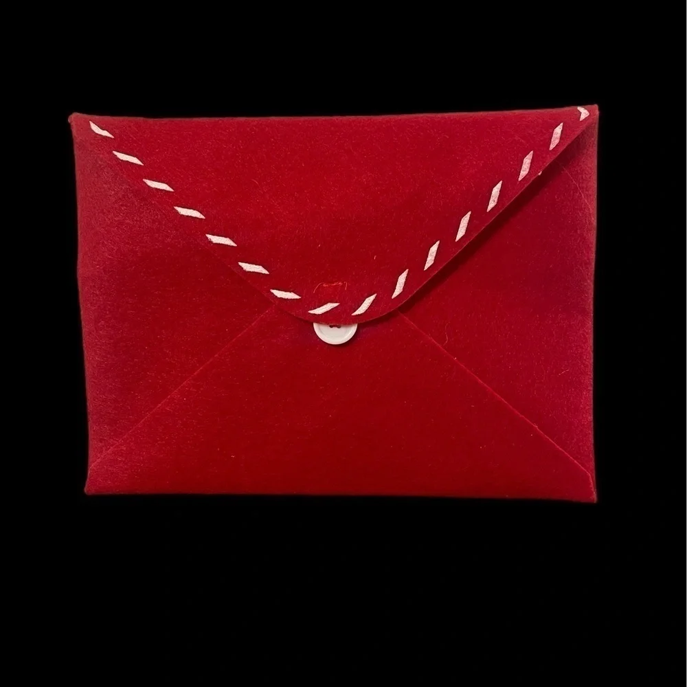 VINTAGE RED FELT ENVELOPE TO SANTA AT THE NORTH POLE 9